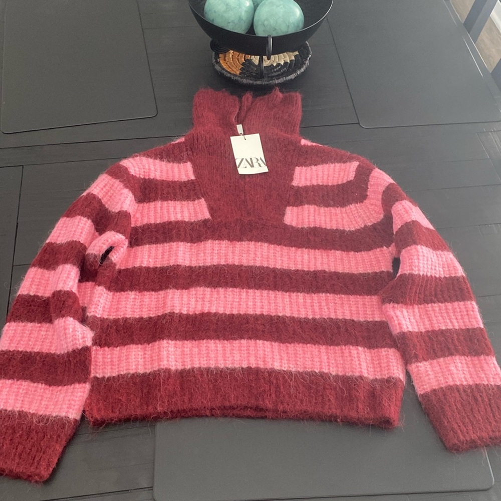 NWT ZARA striped knit zipper sweater
